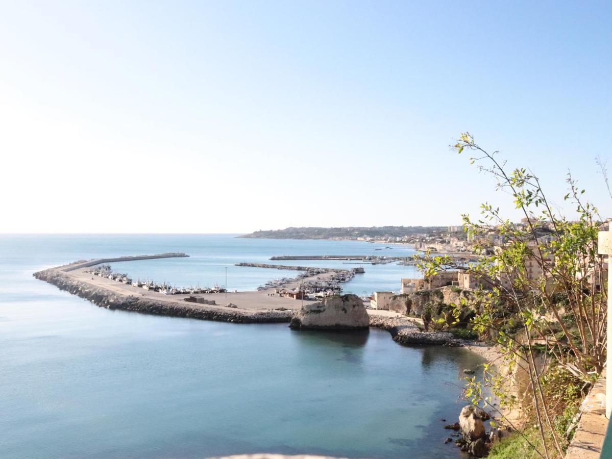 レアルモンテAnemone Della Scala Dei Turchiアパートメント エクステリア 写真